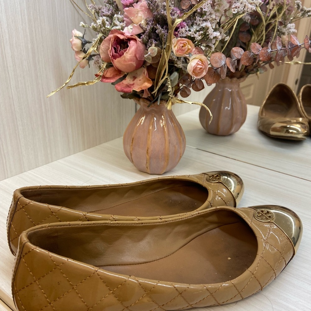 Tory Burch Patent Ballet Flats Used